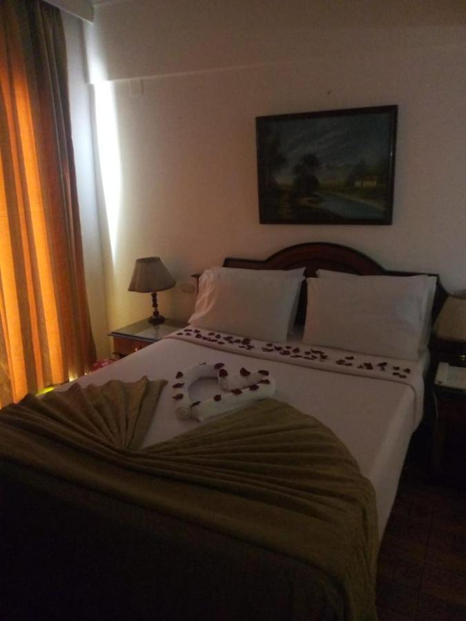 Kaoud Sporting Hotel Alessandria Esterno foto