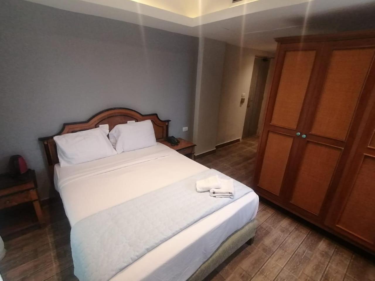Kaoud Sporting Hotel Alessandria Esterno foto