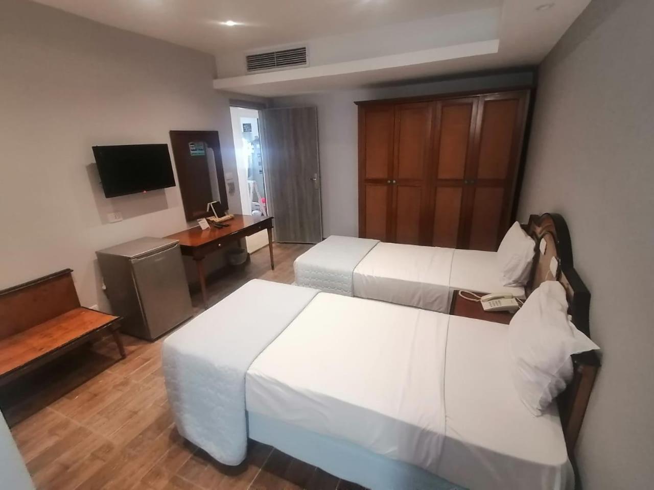 Kaoud Sporting Hotel Alessandria Esterno foto