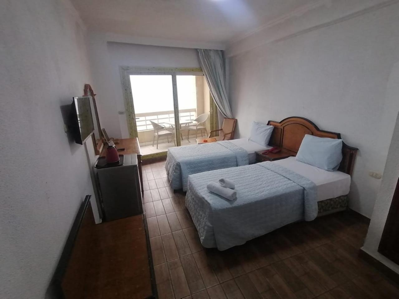 Kaoud Sporting Hotel Alessandria Esterno foto