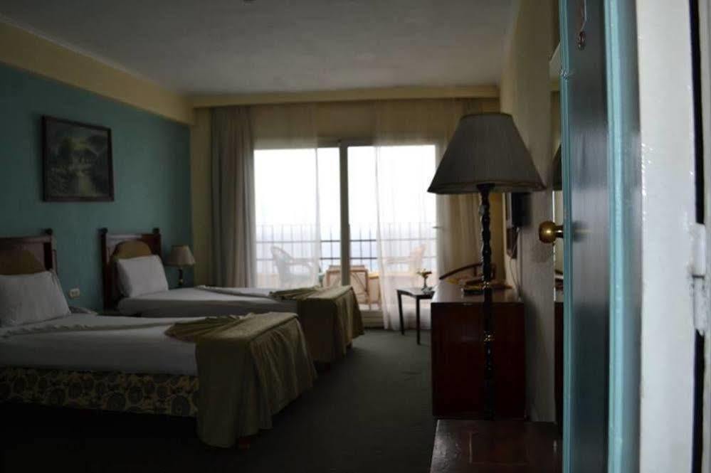 Kaoud Sporting Hotel Alessandria Esterno foto